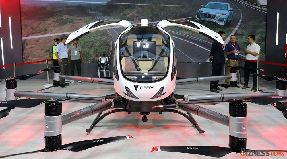 flying caar.jpeg